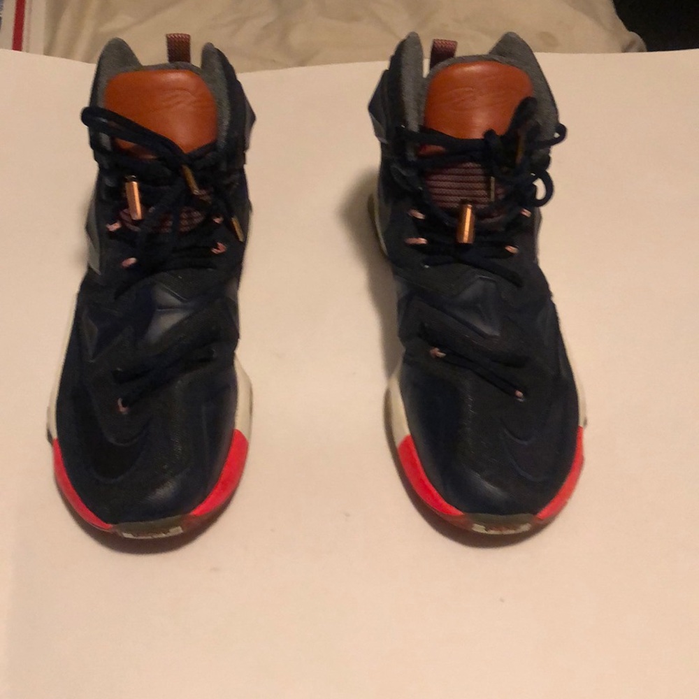 Lebron 13